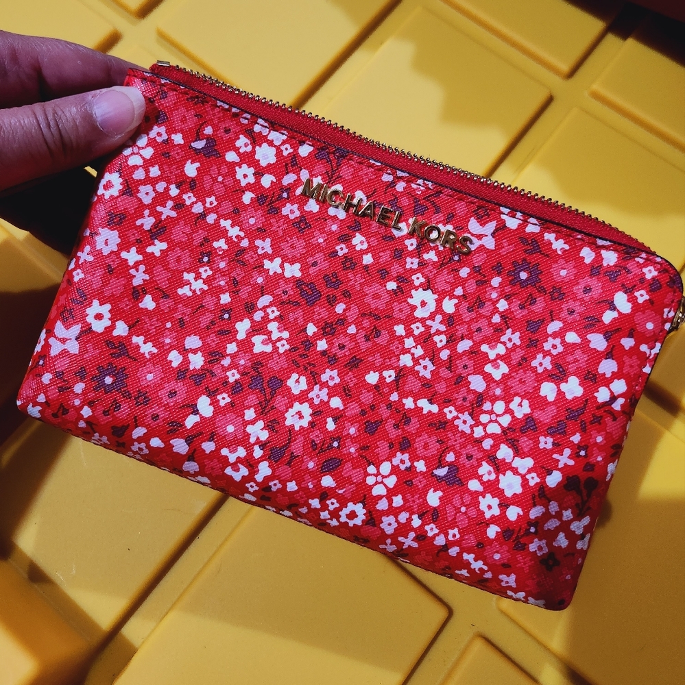 Michael Kors Double Zipper Wristlet